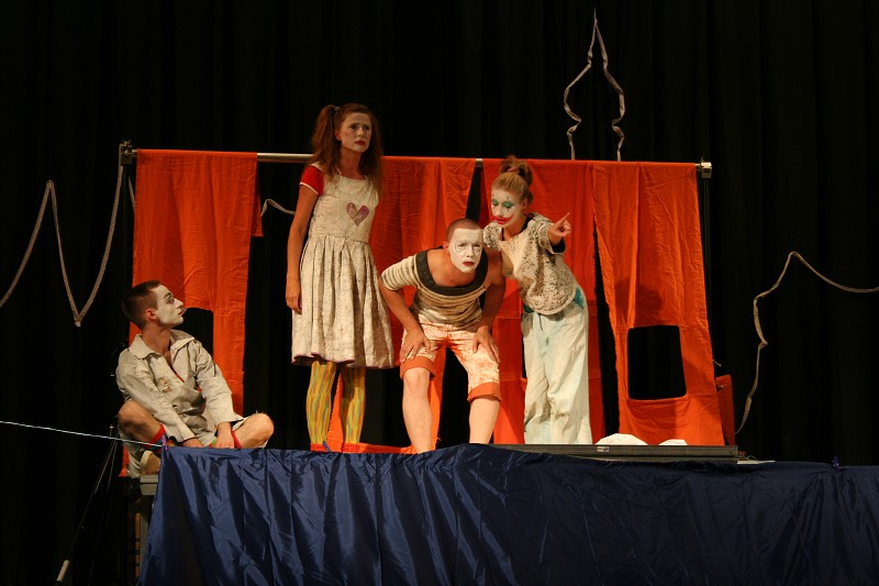 theatre unart.jpg