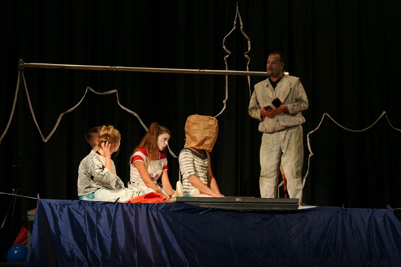 img00026.jpg